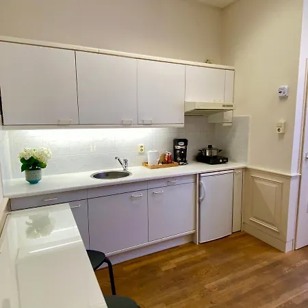 Basic Little House Scheveningen * The Hague